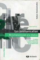 La communication de la transmission à la relation